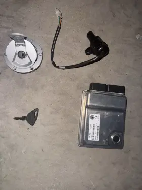 Aprilia 126897585685 2022 Rs660 Oem Key Ignition Cylinder Gas Cap And Ecu
