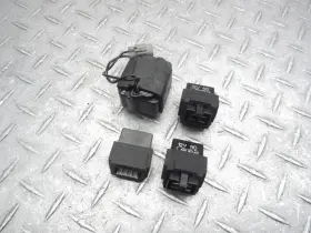 Ap8124266 Aprilia 2002 98-03 1000 Rsv Mille Oem Electrical Relays Tip Bank Crash Sensor