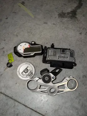 13618559224 Bmw 2015 S1000rr Dash Key Clamp Ecu Gas Cap Gauge Ignition Set