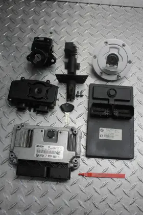 2205185 Bmw 2006 K1200s Ignition Lock Key Set 1-key Fits All With Ecu
