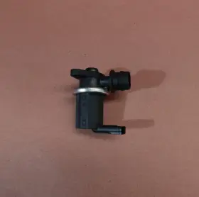 7694806 Bmw 2006-2013 F800 F800st Air Suction Box Solenoid Valve