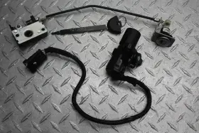7812063 Bmw 2019 G310r Ignition Lock Key Set With Seat 1-key