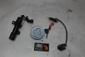 M0068.02a8 Buell 03-10 Xb Oem Ignition Switch Seat Fuel Tank Lock Set Key