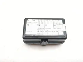 710004276 Can-am 14-19 Spyder Rt Se6 Right Fuse Box