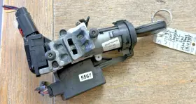 05057094ab Chrysler 2005-2007 Caravan Town And Country Ignition Lock Cylinder With Key