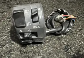 65110071a Ducati 08 Hypermotard 1100s 1100 Oem Left Headlight Blinker Control Switch Nice
