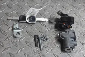 45600062 Harley-davidson 2022 Livewire Oem Ignition Lock Key Set And Seat