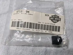 67191-94 Harley-davidson New Oem Backlight Socket Flhr Flstc