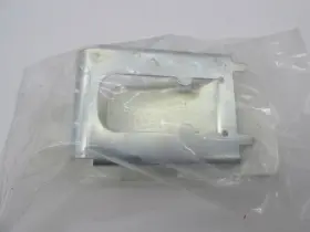 70447-01 Harley-davidson Genuine Nos Touring Turn Signal Module Clip