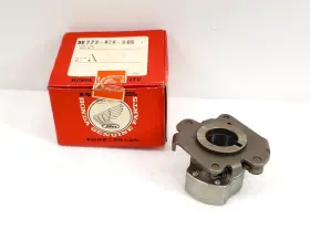 30222-428-315 Honda 30222-428-305 Genuine Xl250s Xr250 Oem Spark Advancer New