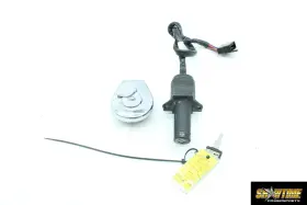 35010-mb1-700 Honda 82-83 V45 Magna Vf750c Ignition Lock Key Set With Gas Cap