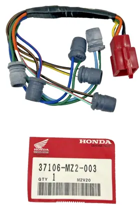 37106-mz2-003 Honda Nos Oem Motorcycle 93-96 Cbr1000f A Ac Pilot Box Socket