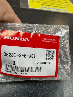 38231-sfe-j01 Honda Oem Part# Fuse A Block 120a/40a