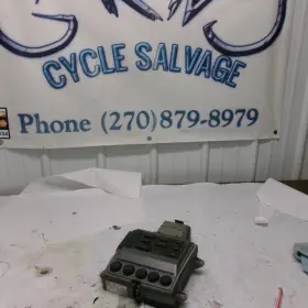 39100-mca-7720 Honda 1999 Goldwing 1500 Gl1500 Oem Radio