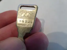 H6906 Honda Oem Vintage Motorcycle Ignition Switch Key