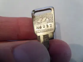 H8097 Honda Oem Vintage Motorcycle Ignition Switch Key