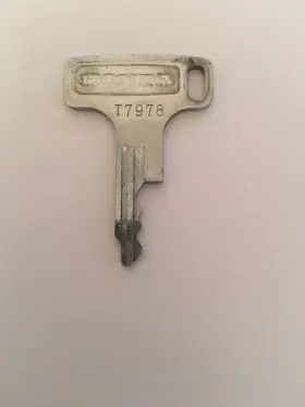 T7978 Honda Motorcycle Key Vintage Cl Ca Cb Z Ct C Ignition