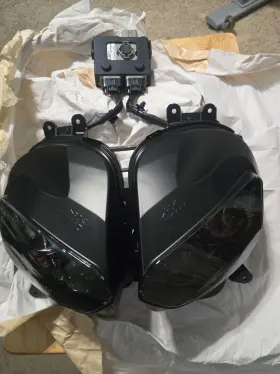 24001-0046 Kawasaki New Oem Z1000 Headlamp Assy With Control Ecu