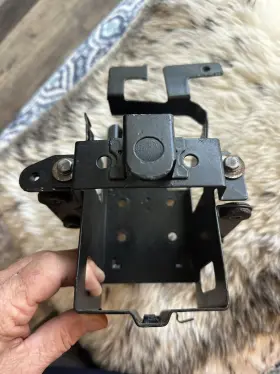 32097-039 Kawasaki Kz900 Battery Box A4 A5 And Possibly Others