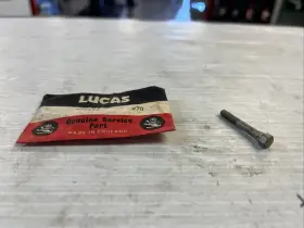 455233 Lucas Nos Knr1 And C1 Contact Breaker Fixing Screw