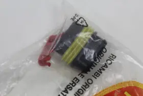 Gu01756100 Moto Guzzi 01756100 4 Way 4-way Headlight Connector Plug