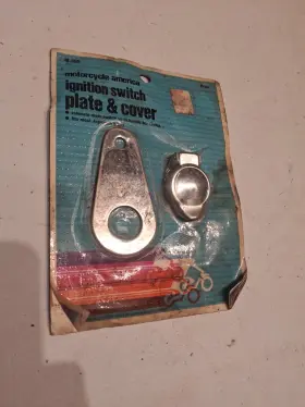M-806 Motorcycle America Dixie Chrome Universal Ignition Switch Cover Cap With Plate Nos