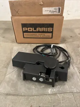 4014847 Polaris 4017838 X15 Oem Right Iron Latch Assembly