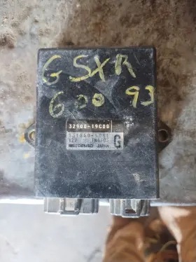32900-18e00 Suzuki 91-93 Gsxr600 Cdi Engine Control Ignitor Unit 32900- 19c00 Gsxr 600 Oem