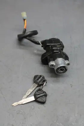 37100-16g00 Suzuki 2004 Gsxr1000 Ignition Lock W Keys Aftermarket