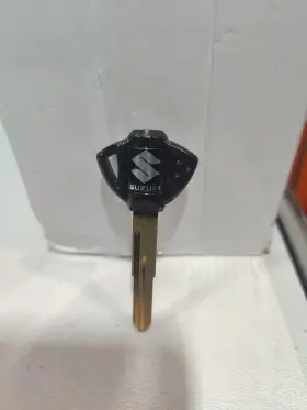 37146-41g00-000 Suzuki New Genuine Ignition Key. Blank - Gsr Gsx-r600/750/1000 Uk Stock