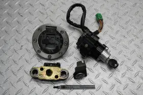 7811698 Suzuki 1999 Sv650 Ignition Lock Key Set Has 1