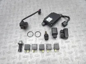 2502405 Triumph 2013 13-16 Street Triple R Oem Electrical Relays Sensors Lot Oil Flasher