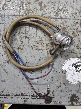 83865386-03648236748674 Triumph 31563 Handlebar Ignition Kill Horn Dip Switch T100 T110 T120 650 500 Oem