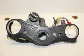14b-23435-10-00 Yamaha 14b-82501-10-00 2009 - 2010 Yzf R1 Upper Triple Tree Ignition 14b-82501-1