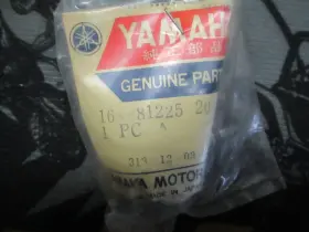 168-81225-20-00 Yamaha New Oem Yr1 Yr2 R3 1967-1969 May Fit Others Condenser