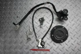 2199932 Yamaha 2013 Fz8 Ignition Lock Key Set With Gas Cap And Seat 2-keys