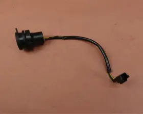 3p600-50 Yamaha 07-12 2012 Fjr1300 Fjr 1300 12v Auxiliary Outlet Plug