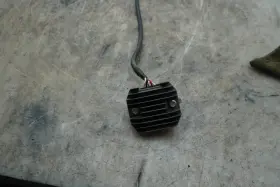 5bn-22210-40-00 Yamaha 07 Vstar 650 Classic Regulator Rectifier E-5114