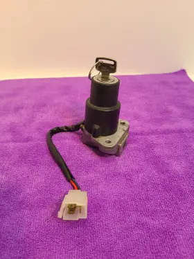 Dms-17 Yamaha Oem Ignition Switch Lock Key Xj650n 1982-1985 /xj750 Seca 1982/1983 -1984 Dms-17 Yamaha Oem Ignition Switch Lock Key Xj650n 1982-1985 /xj750 Seca 1982/1983 -1984