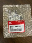 Nos Honda Brush Holder Set ATC125 ATC250 CB700 CB1000 31206-MM5-008 Used. Price: $16.99.